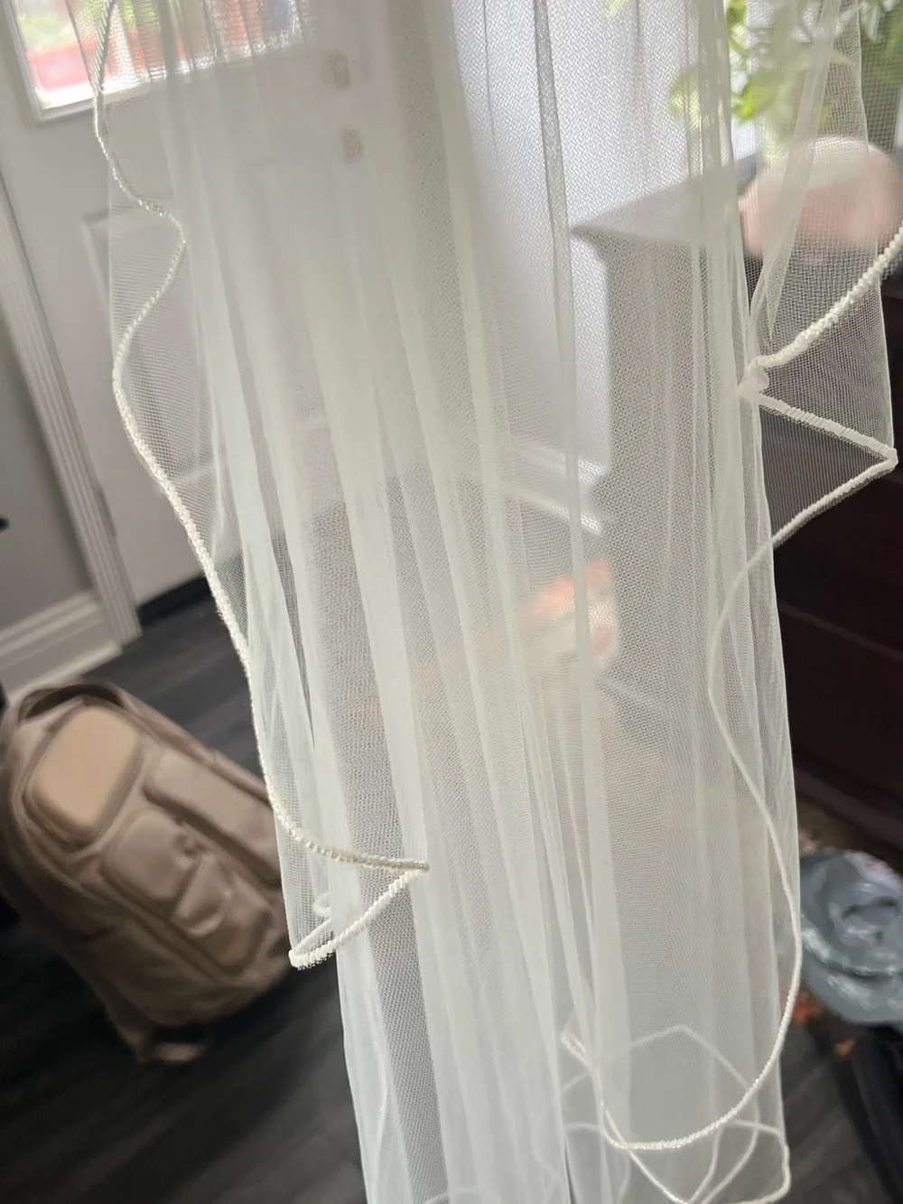 Waterfall veil sheer white with beaded trim